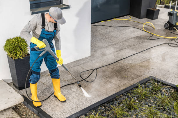 Best Pressure Washing Contractors  in Carlisle, OH